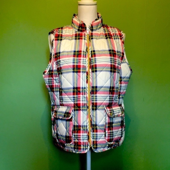 ST JOHNS BAY plaid puffer vest - Picture 1 of 10